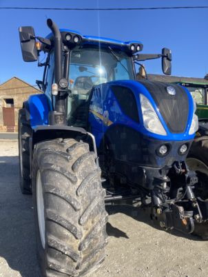 New Holland T7.210 - جرار: صور 1 New Holland T7.210 - جرار: صور 1