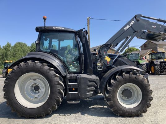 Valtra T215 DIRECT - جرار: صور 5 Valtra T215 DIRECT - جرار: صور 5