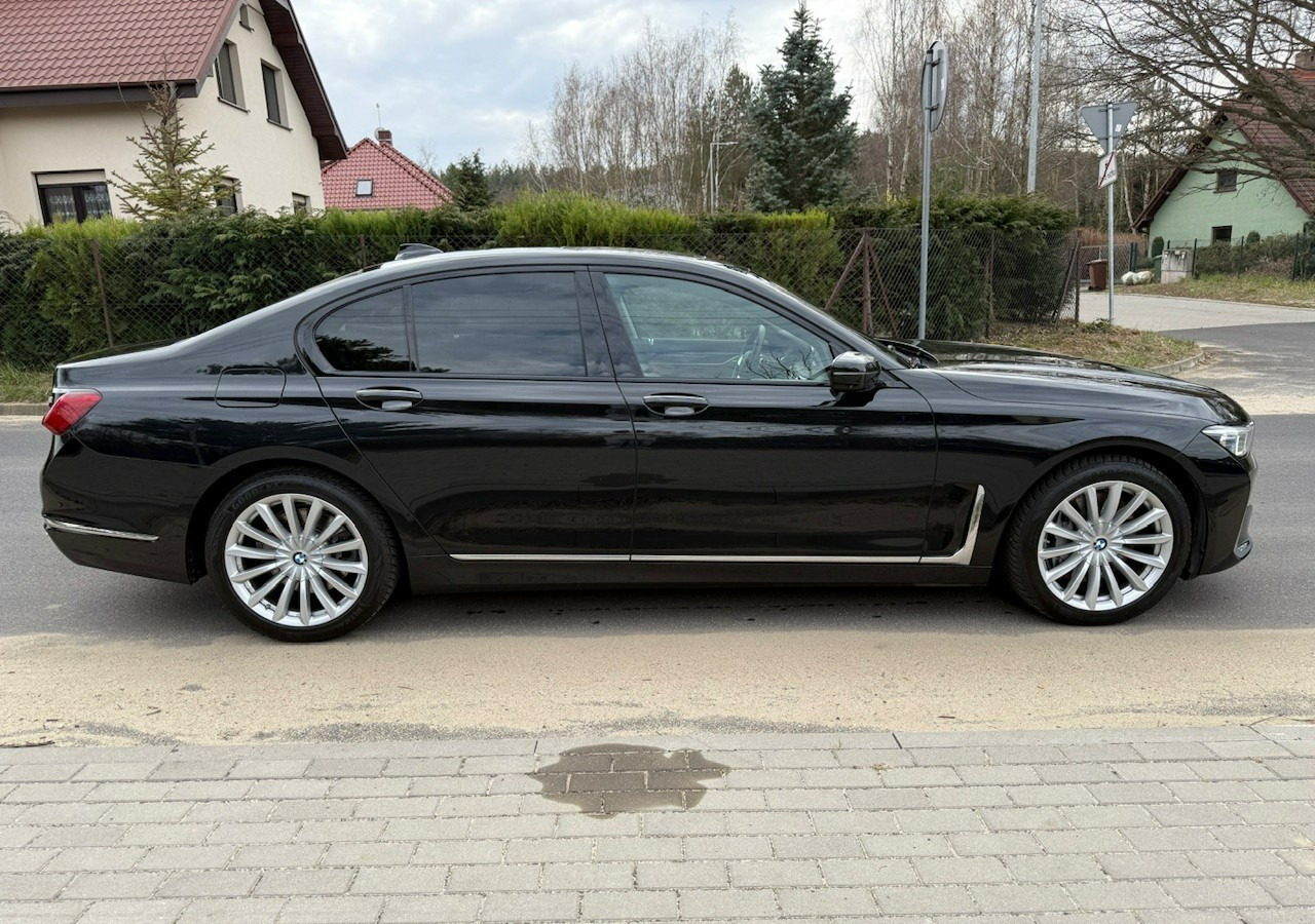 BMW SERIA 7 II (G11/G12) BMW SERIA 7 740d Xdrive 340KM Luxury+Exclusive Masaże Adaptiv Oś Lasery 2022 FV2 - سيارة: صور 2 BMW SERIA 7 II (G11/G12) BMW SERIA 7 740d Xdrive 340KM Luxury+Exclusive Masaże Adaptiv Oś Lasery 2022 FV2 - سيارة: صور 2