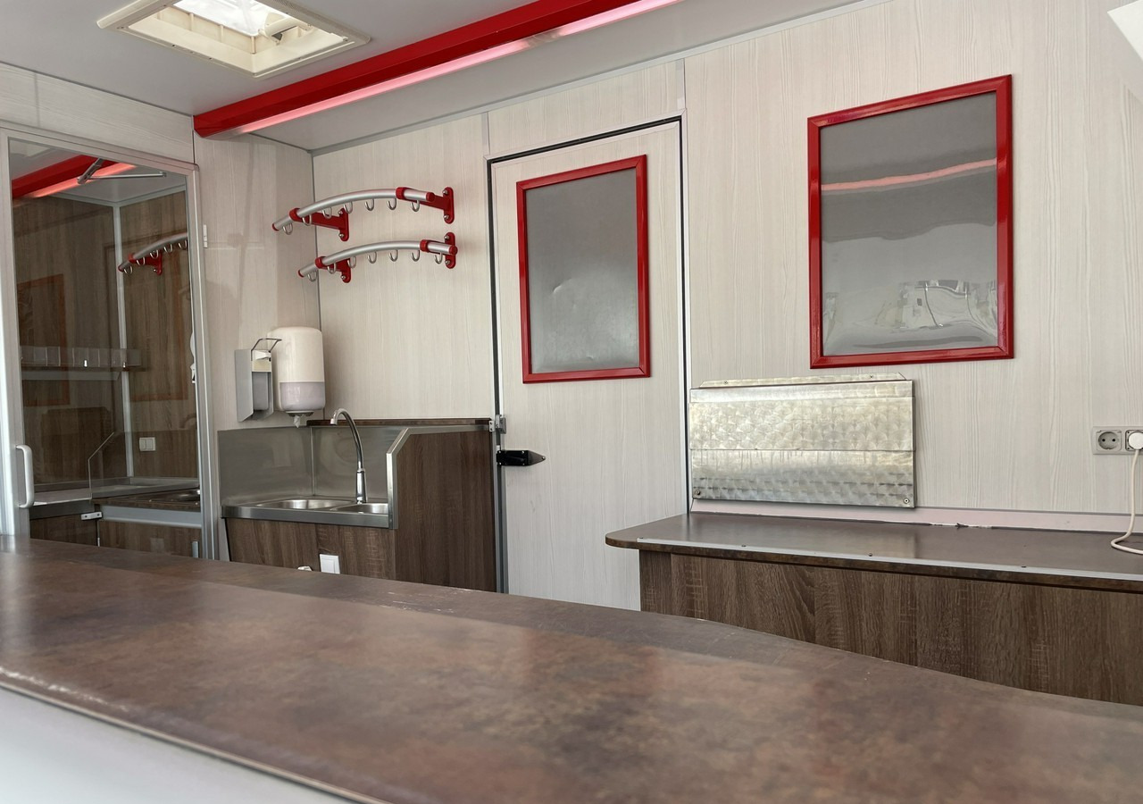 Fiat Ducato Autosklep Gastronomiczny Food Truck Foodtruck sklep W-zasil 2015 - شاحنات طعام: صور 2 Fiat Ducato Autosklep Gastronomiczny Food Truck Foodtruck sklep W-zasil 2015 - شاحنات طعام: صور 2