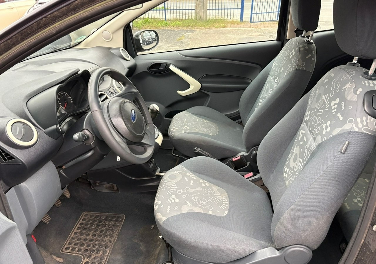 هاتشباك Ford KA II Ford KA 1,3 tdci 75KM 2012: صور 9