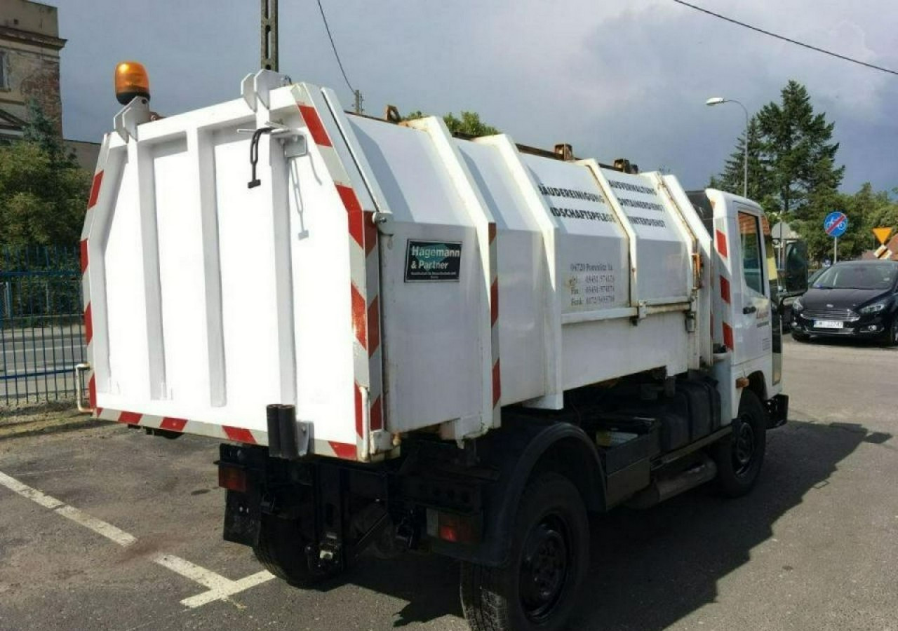 Inna Inny Unimog UX100 Śmieciarka wywrotka prasa - شاحنة القمامة: صور 2 Inna Inny Unimog UX100 Śmieciarka wywrotka prasa - شاحنة القمامة: صور 2