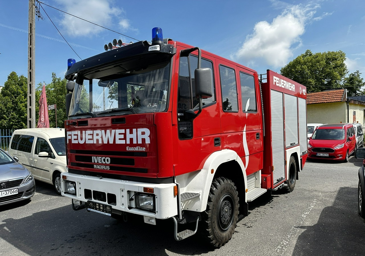 المطافئ Iveco Inny Iveco Iveco Magirus FF95E Straż Pożarna Gaśnicza 4X4 Metz 96 jak Nowa: صور 8
