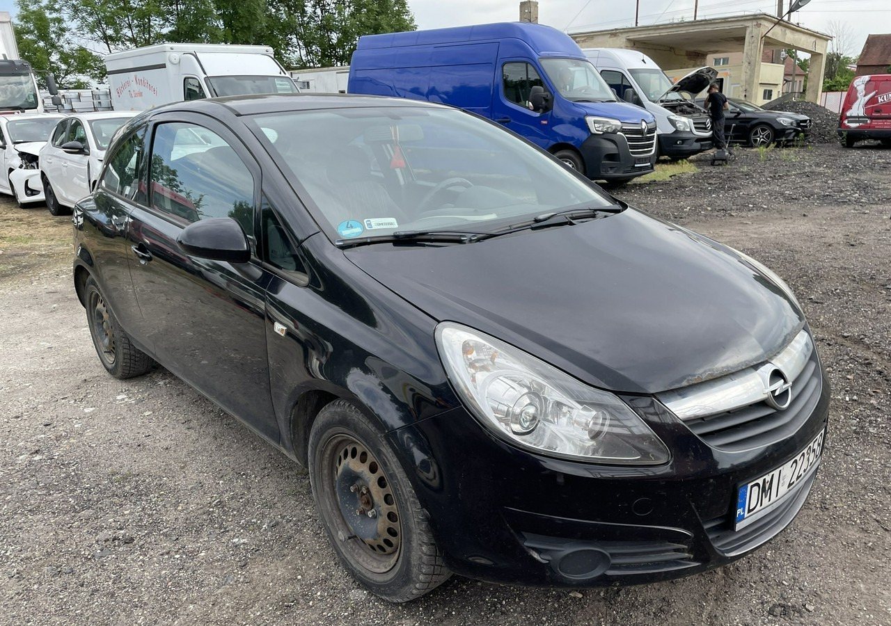 Opel Corsa D Opel Corsa 1,2-16V 80KM Klima 2008 - هاتشباك: صور 1 Opel Corsa D Opel Corsa 1,2-16V 80KM Klima 2008 - هاتشباك: صور 1