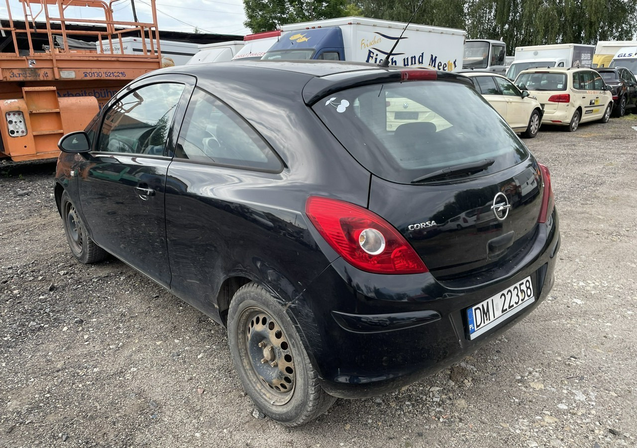 Opel Corsa D Opel Corsa 1,2-16V 80KM Klima 2008 - هاتشباك: صور 4 Opel Corsa D Opel Corsa 1,2-16V 80KM Klima 2008 - هاتشباك: صور 4