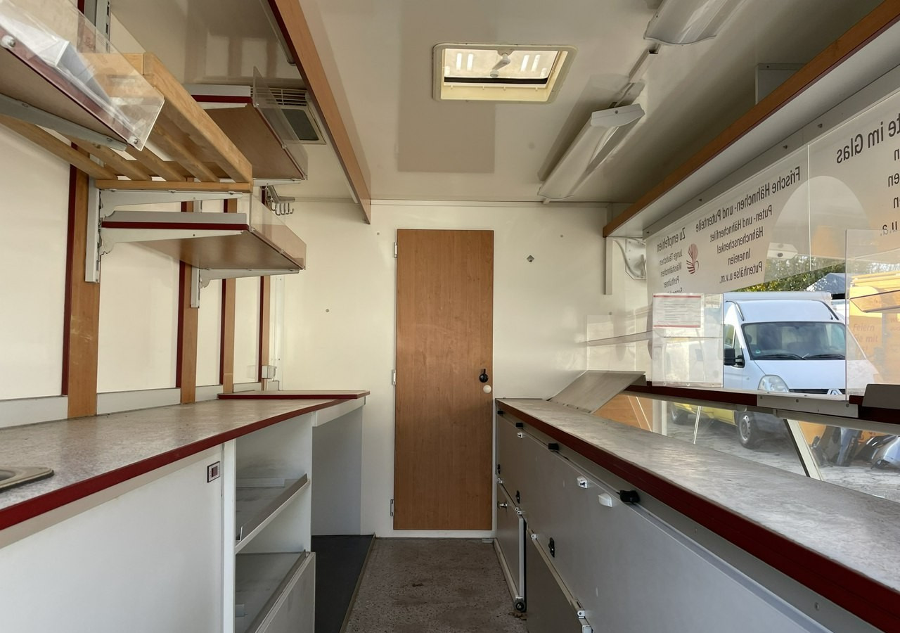 Renault Master Master Autosklep Gastronomiczny Food Truck Foodtruck Sklep bar 2009 - شاحنات طعام: صور 2 Renault Master Master Autosklep Gastronomiczny Food Truck Foodtruck Sklep bar 2009 - شاحنات طعام: صور 2