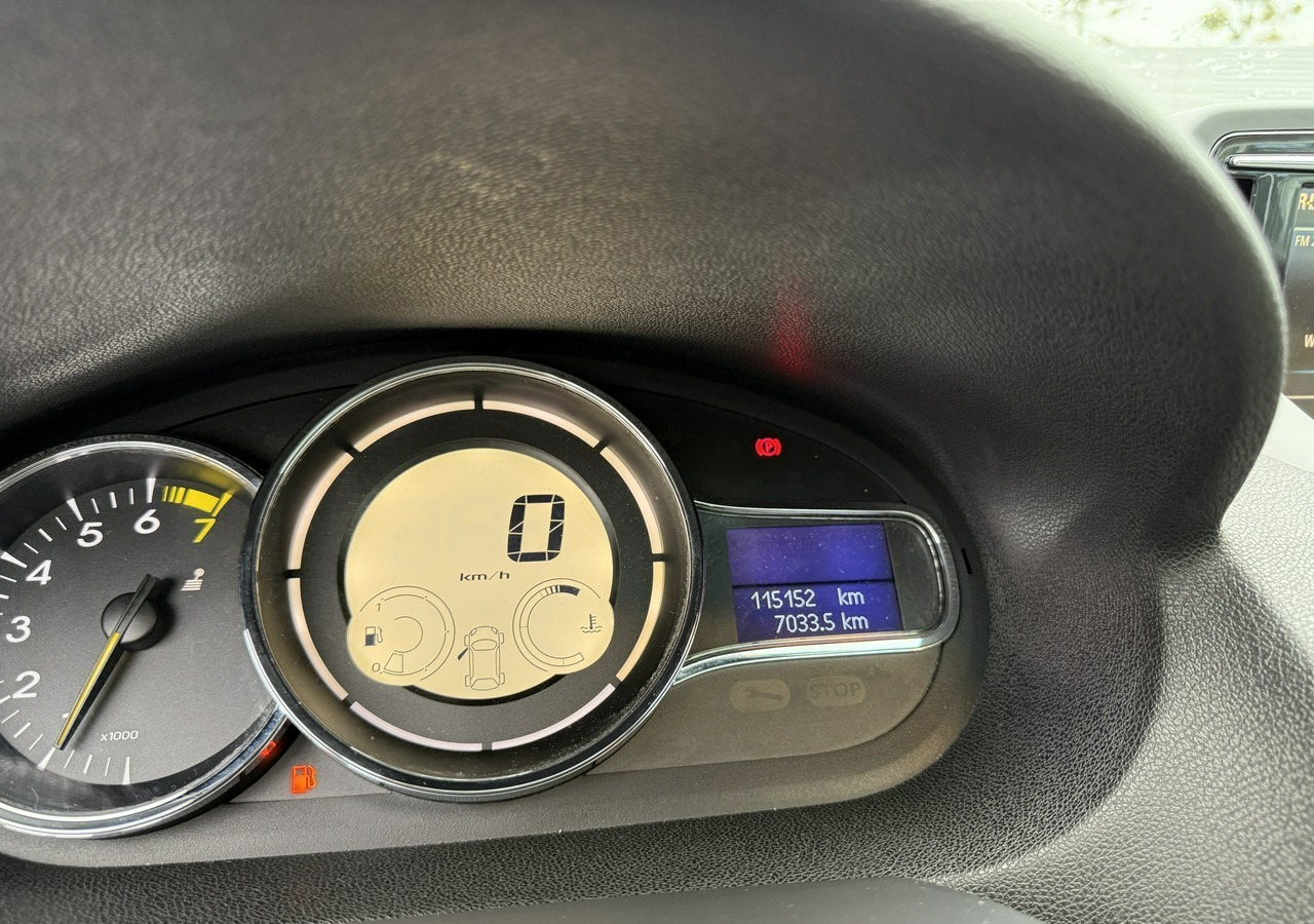 سيارة Renault Megane III Cabrio LIFT III 1.2 TCE 131 Skóra Led Navi PDC Bogate wyposażenie 20: صور 19