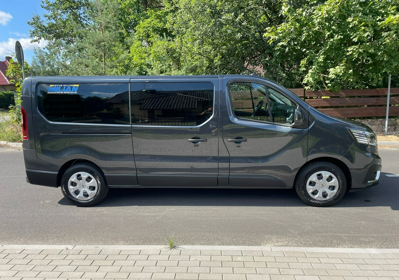 Renault Trafic III 2.0dci 150KM 9-osobowy do przewozu niepełnosprawnych RAMPA 2022 PFRO - سيارة: صور 2 Renault Trafic III 2.0dci 150KM 9-osobowy do przewozu niepełnosprawnych RAMPA 2022 PFRO - سيارة: صور 2