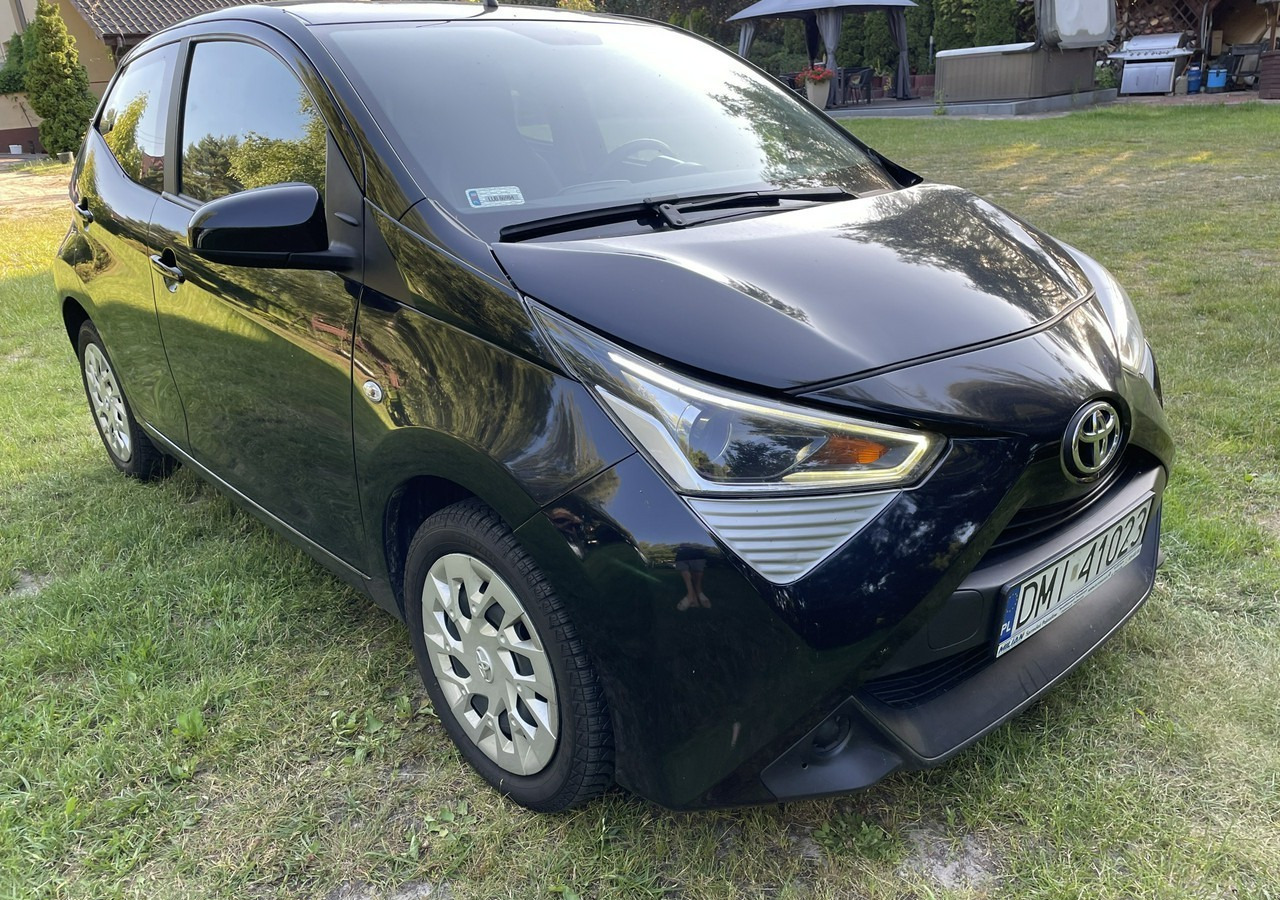 Toyota Aygo II Toyota Aygo 1.0-16V Klima Salon PL 24651km Model 2021 - هاتشباك: صور 1 Toyota Aygo II Toyota Aygo 1.0-16V Klima Salon PL 24651km Model 2021 - هاتشباك: صور 1