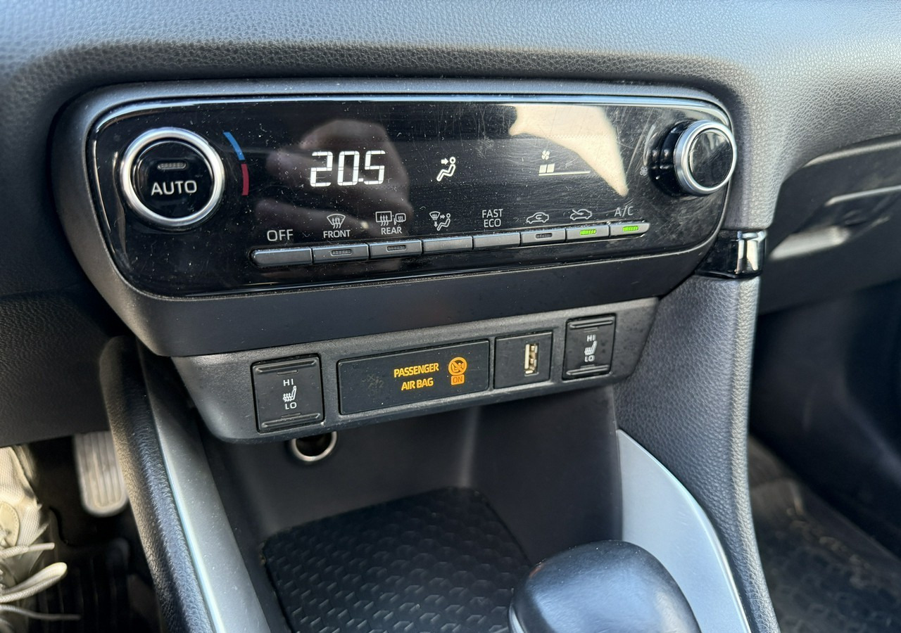 Toyota Yaris IV Toyota Yaris Hybrid 1.5 Active Salon PL 2023 FV 23% - سيارة: صور 5 Toyota Yaris IV Toyota Yaris Hybrid 1.5 Active Salon PL 2023 FV 23% - سيارة: صور 5
