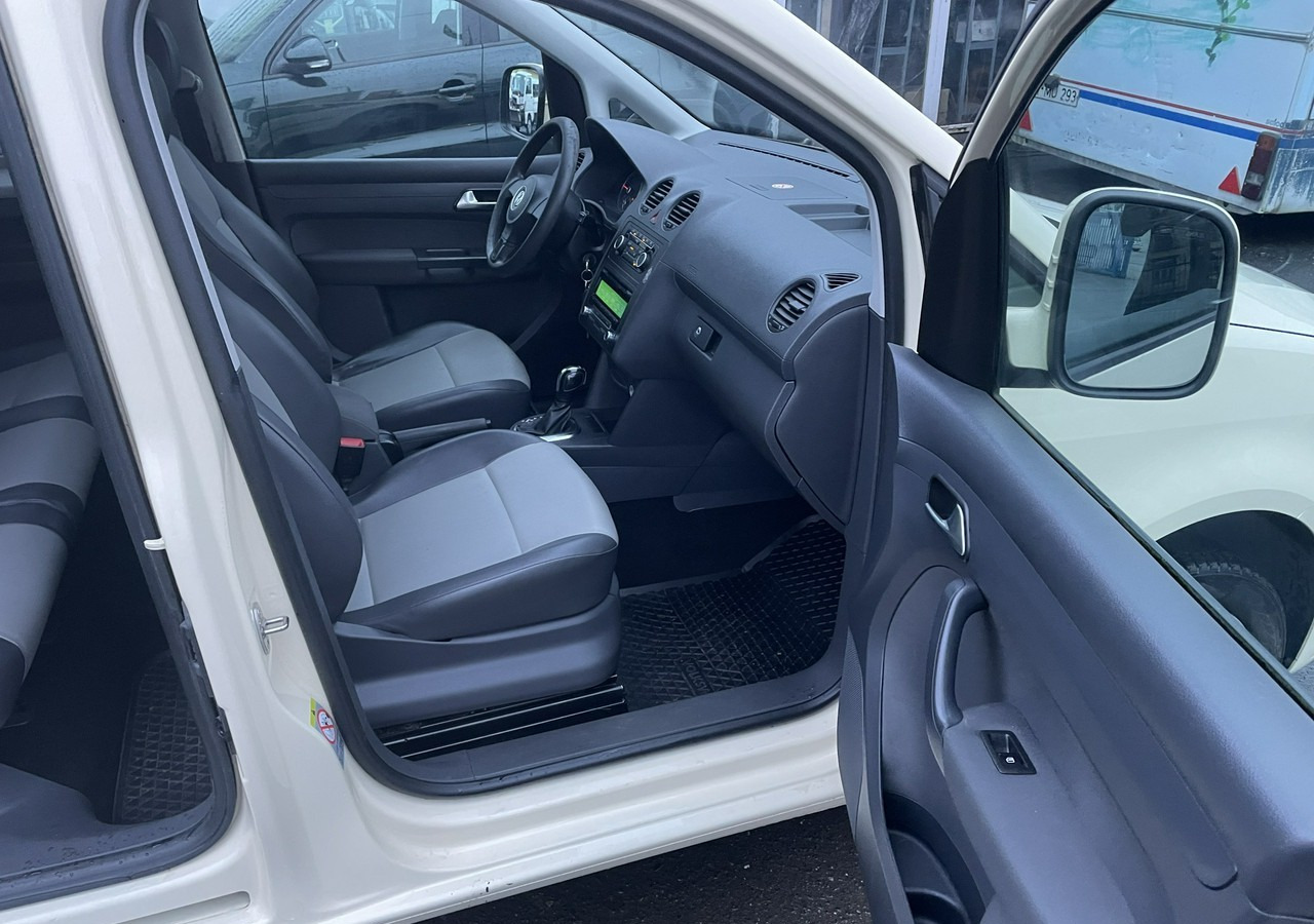 Volkswagen Caddy III Caddy 1.6 TDI dla Niepełnosprawnych inwalida rampa 2015 - سيارة: صور 4 Volkswagen Caddy III Caddy 1.6 TDI dla Niepełnosprawnych inwalida rampa 2015 - سيارة: صور 4