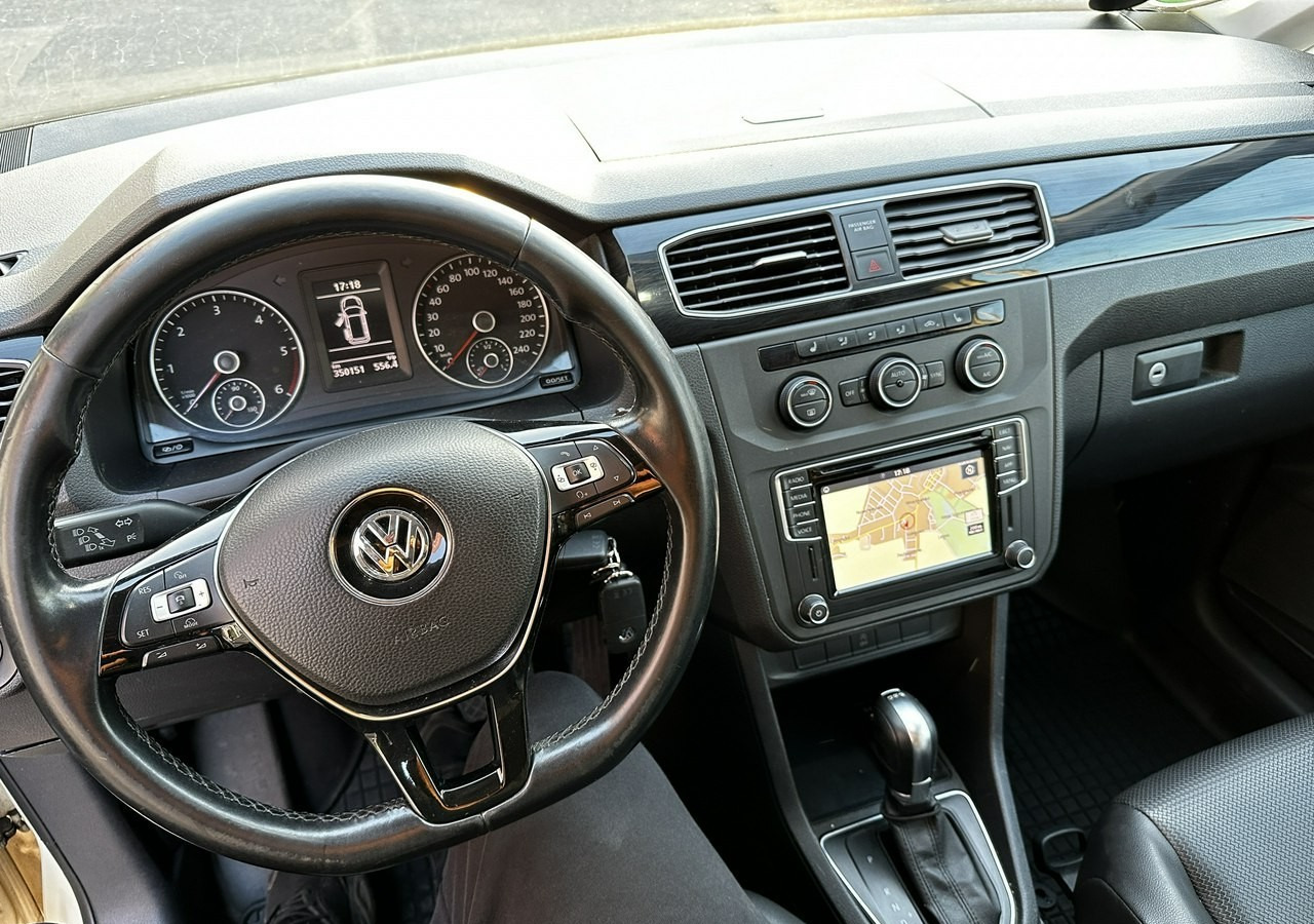Volkswagen Caddy III Caddy 2.0 TDI do przewozu Niepełnosprawnych Inwalida Rampa 2020 Pefr - سيارة: صور 4 Volkswagen Caddy III Caddy 2.0 TDI do przewozu Niepełnosprawnych Inwalida Rampa 2020 Pefr - سيارة: صور 4