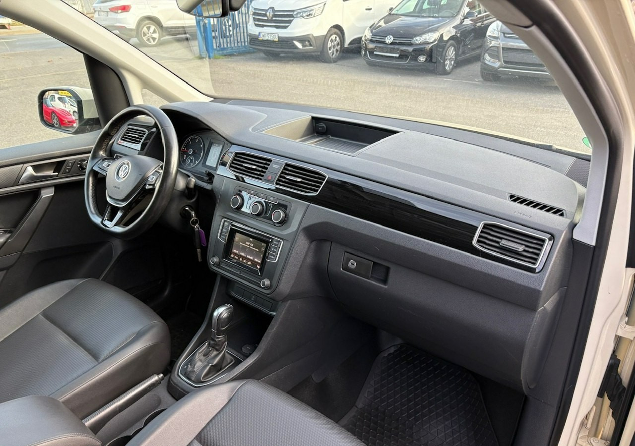 سيارة Volkswagen Caddy III Caddy 2.0 dla Niepełnosprawnych inwalida rampa Model 2020 Pfron: صور 17 سيارة Volkswagen Caddy III Caddy 2.0 dla Niepełnosprawnych inwalida rampa Model 2020 Pfron: صور 17