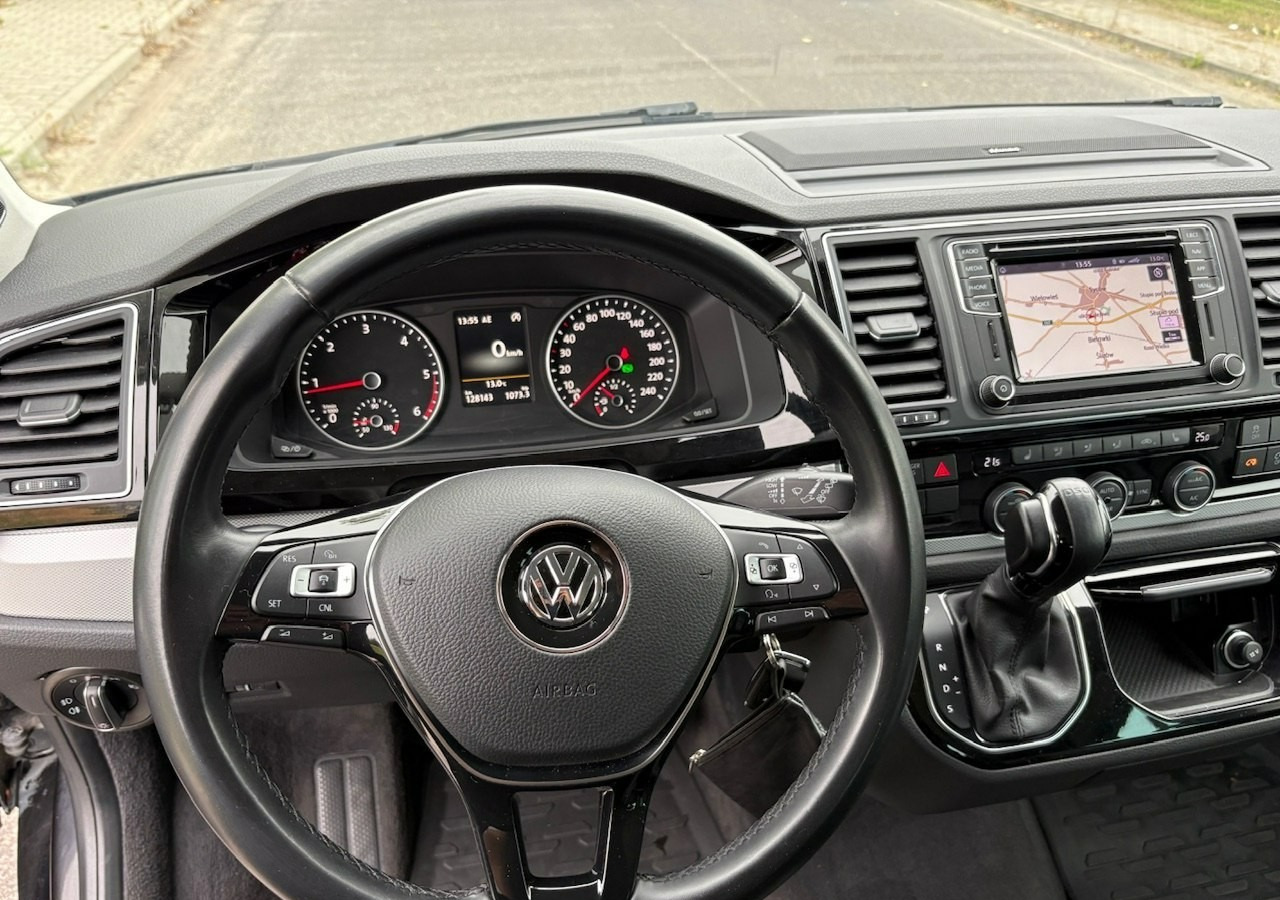 سيارة Volkswagen Multivan 2.0TDI 204KM 4-MOTION Highline Skóry Dynaudio HAK Webasto El.drzwi: صور 20