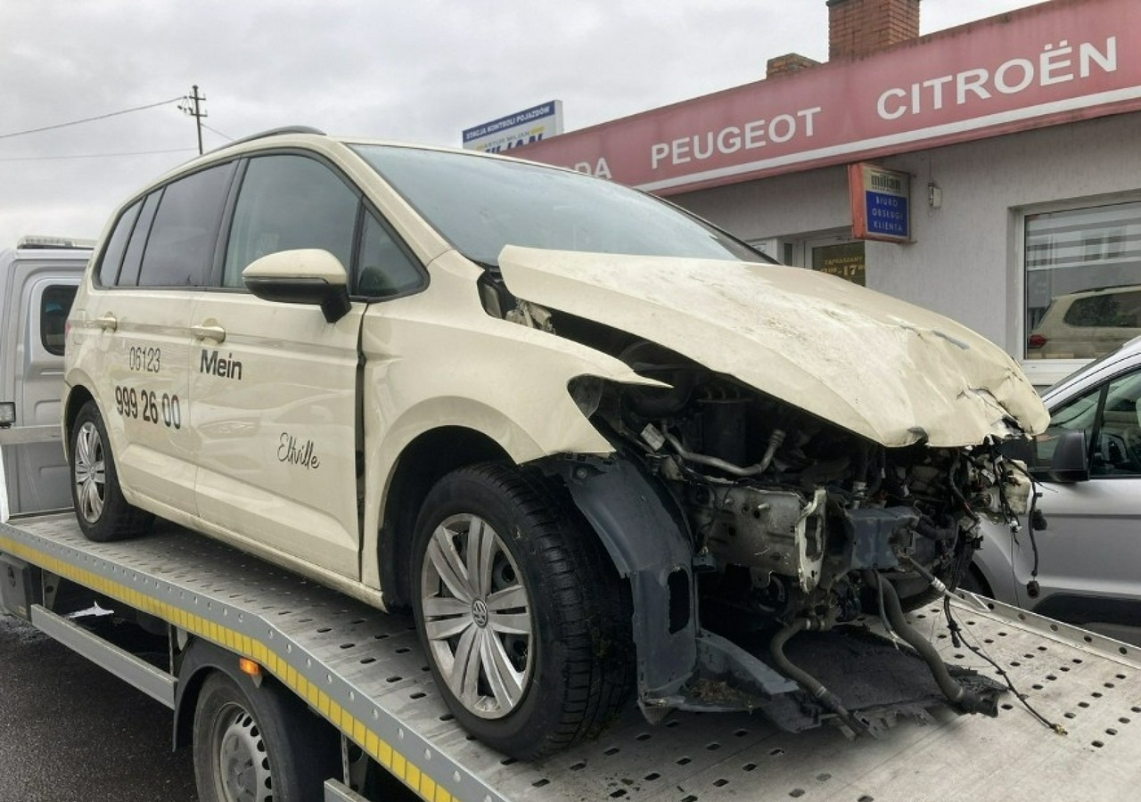 Volkswagen Touran II Touran - سيارة: صور 4 Volkswagen Touran II Touran - سيارة: صور 4