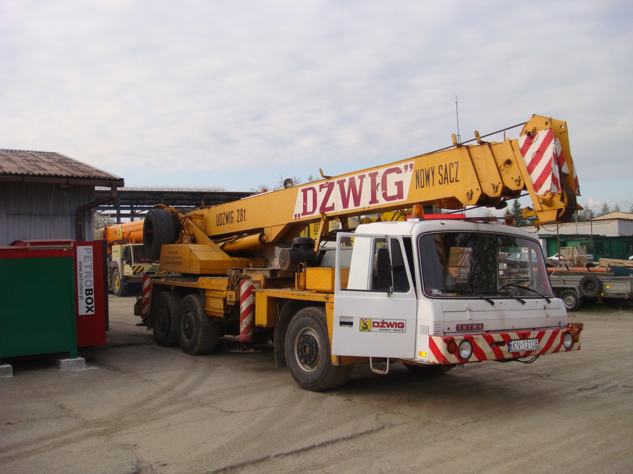 TARTA AD28 AD28 - موبايل كرين: صور 2 TARTA AD28 AD28 - موبايل كرين: صور 2