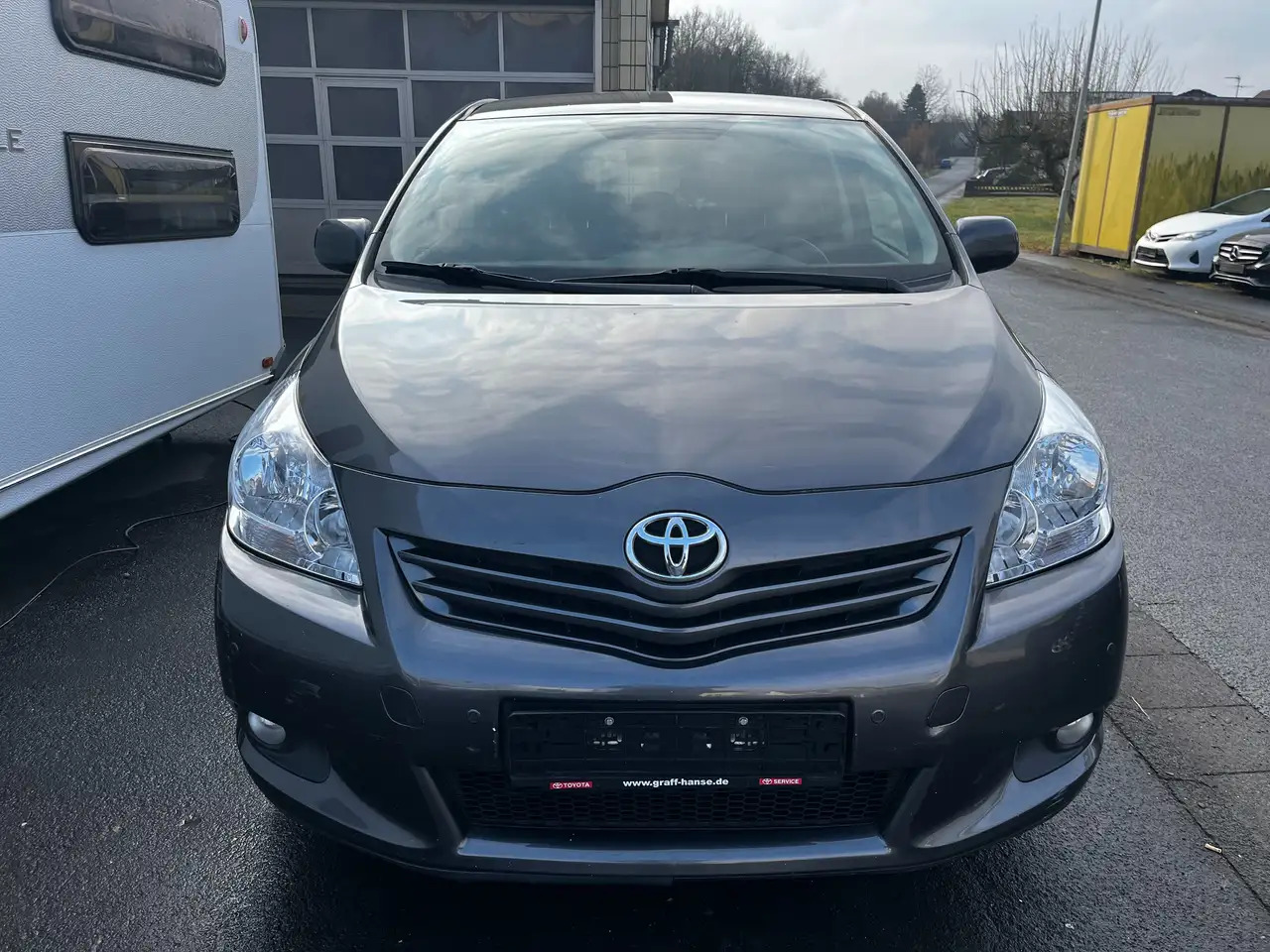 سيارة Toyota Verso Travel 7 Sitzer Kupplungsschaden: صور 1