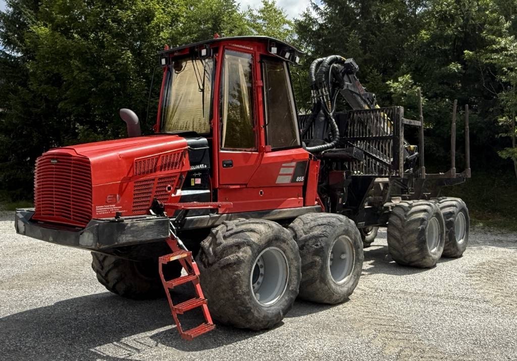 Komatsu 855 - شاحنات نقل الأخشاب في الغابات: صور 1 Komatsu 855 - شاحنات نقل الأخشاب في الغابات: صور 1