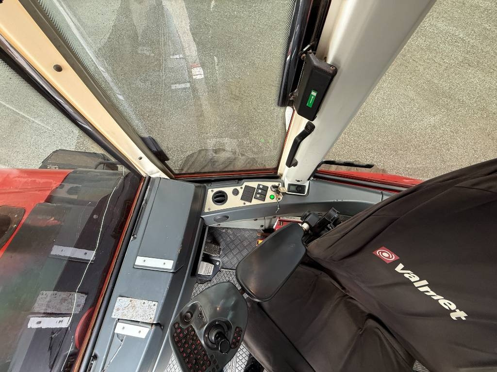 شاحنات نقل الأخشاب في الغابات Komatsu 855: صور 10