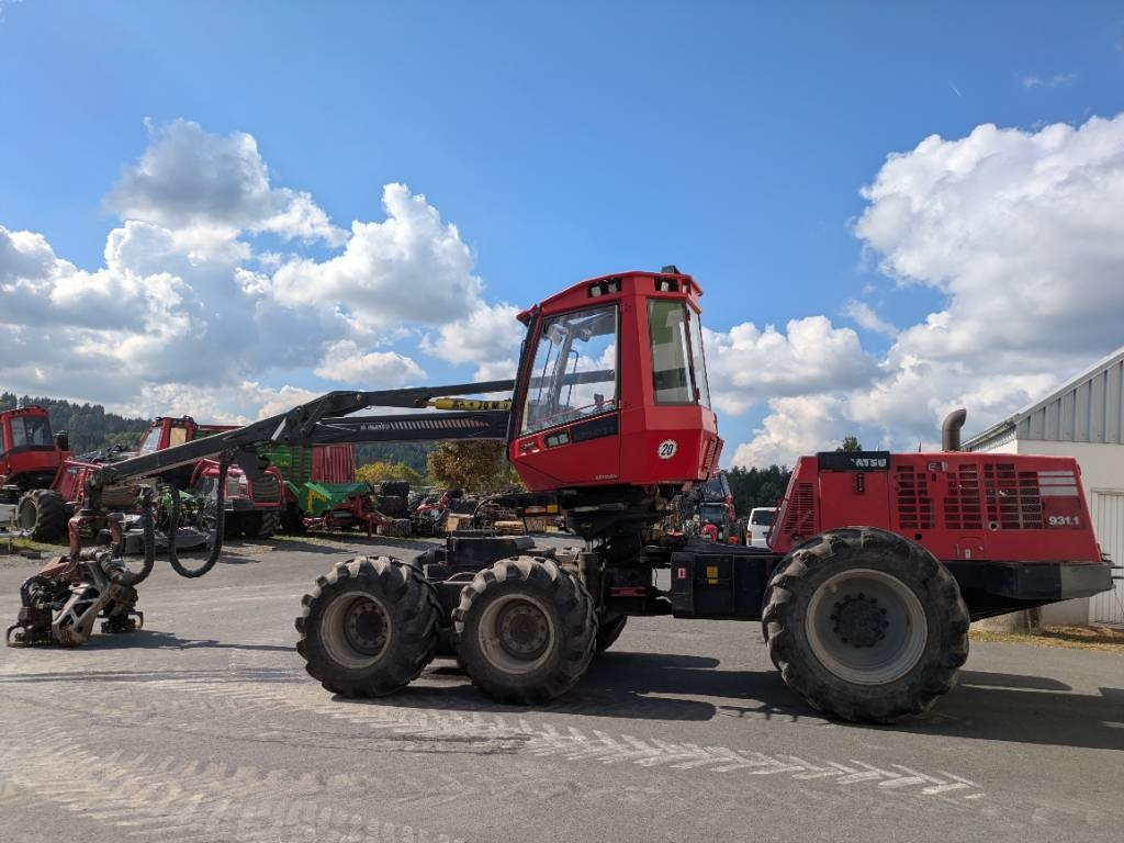 Komatsu 931.1  - الحصادات: صور 4 Komatsu 931.1  - الحصادات: صور 4