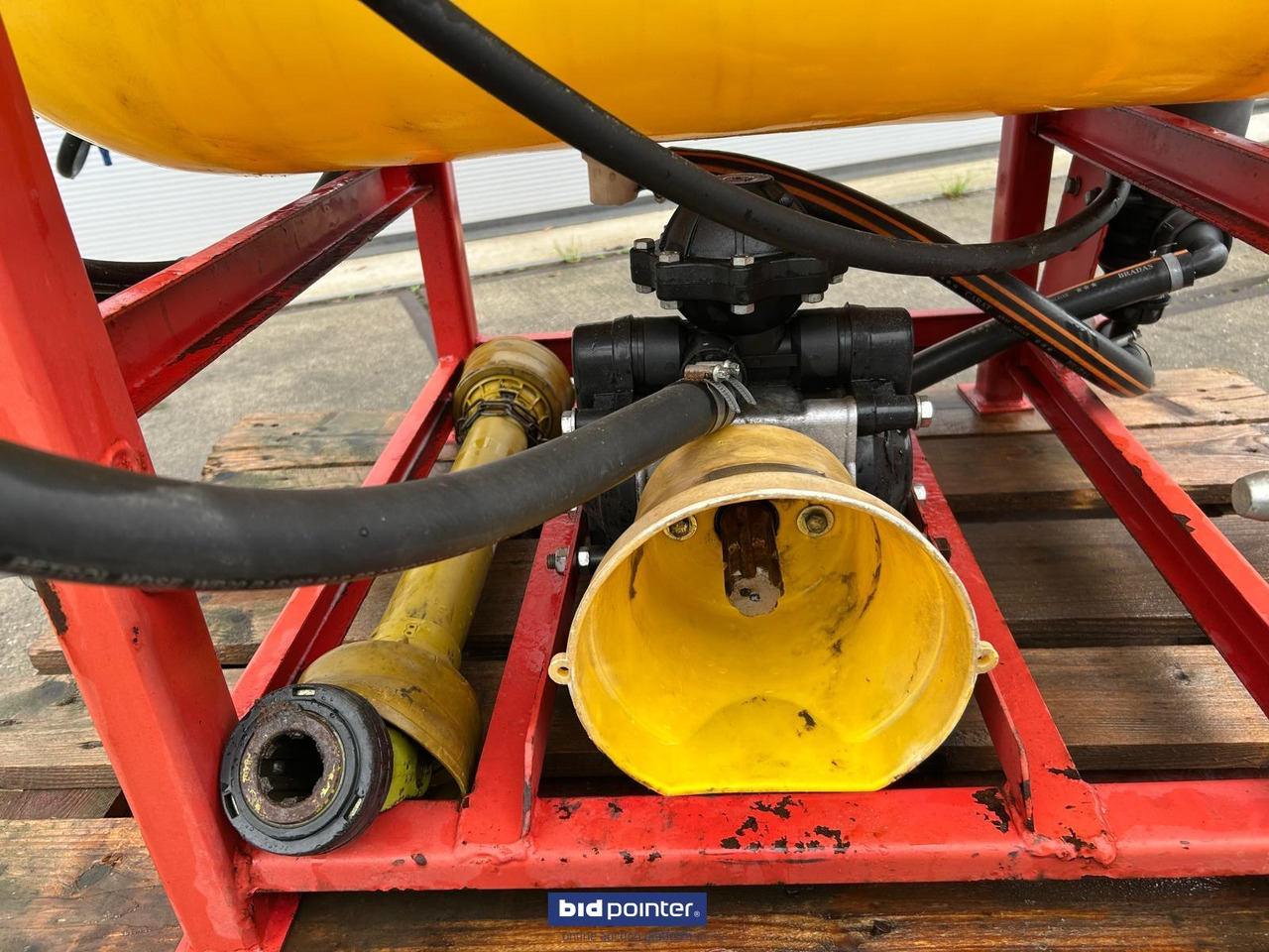 Agromet veldspuit 400 ltr - آلة الرش المعلقة: صور 4 Agromet veldspuit 400 ltr - آلة الرش المعلقة: صور 4