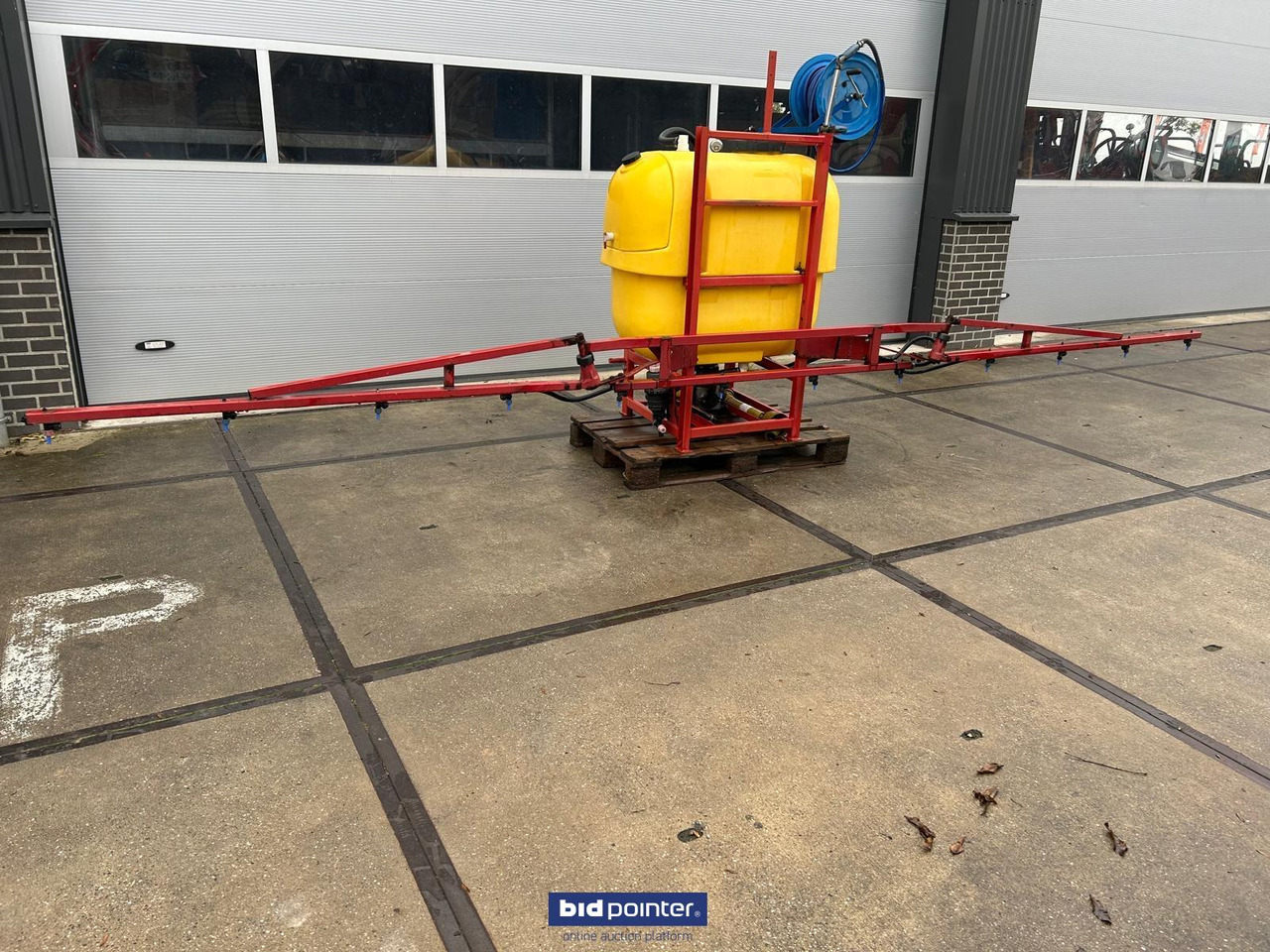 Agromet veldspuit 400 ltr - آلة الرش المعلقة: صور 2 Agromet veldspuit 400 ltr - آلة الرش المعلقة: صور 2