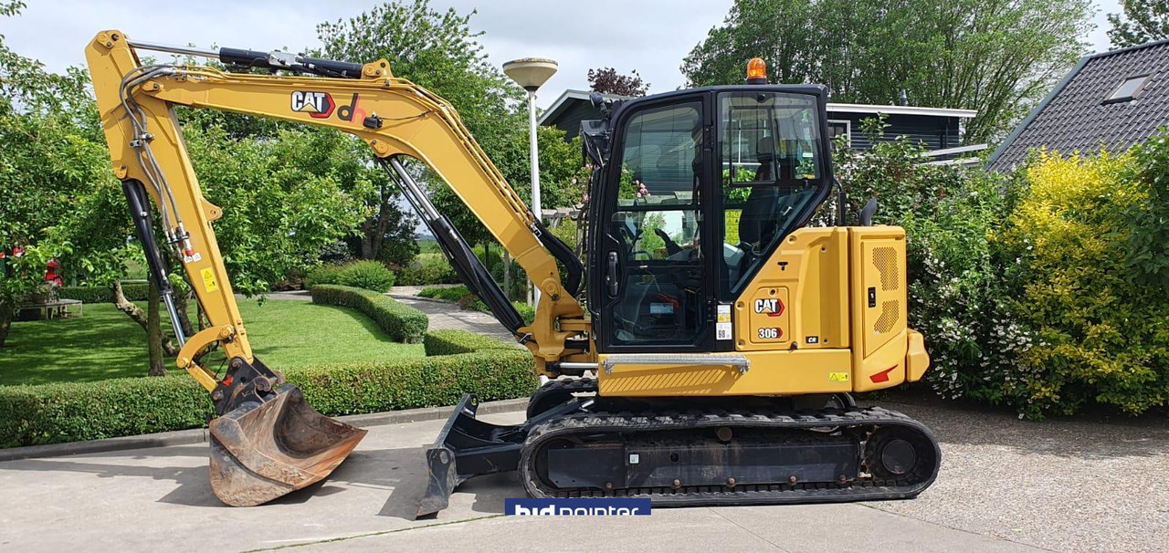 Cat 306 CR - حفارة مصغرة: صور 1 Cat 306 CR - حفارة مصغرة: صور 1