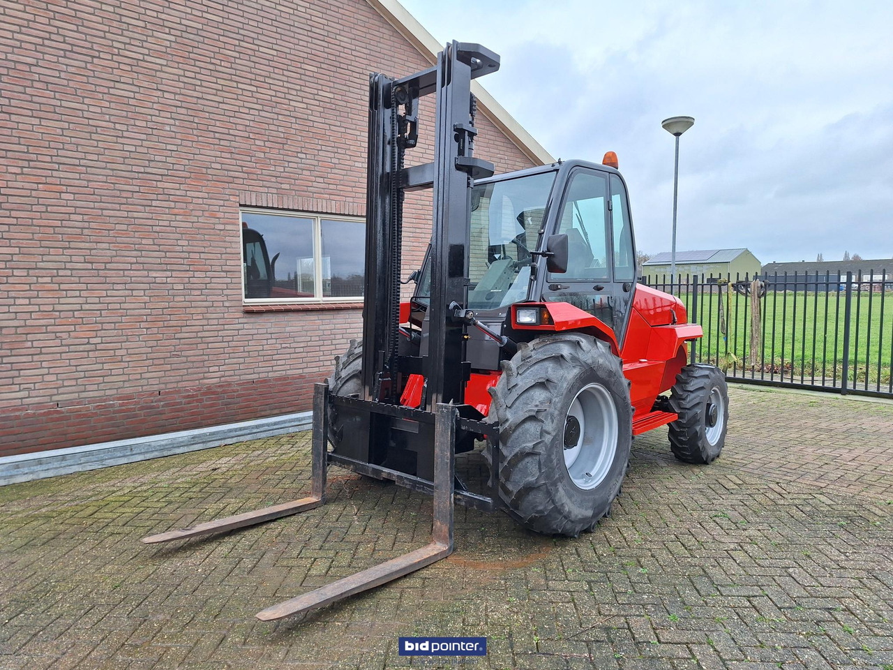 Manitou 30-4 4x4 - أخرى: صور 1 Manitou 30-4 4x4 - أخرى: صور 1