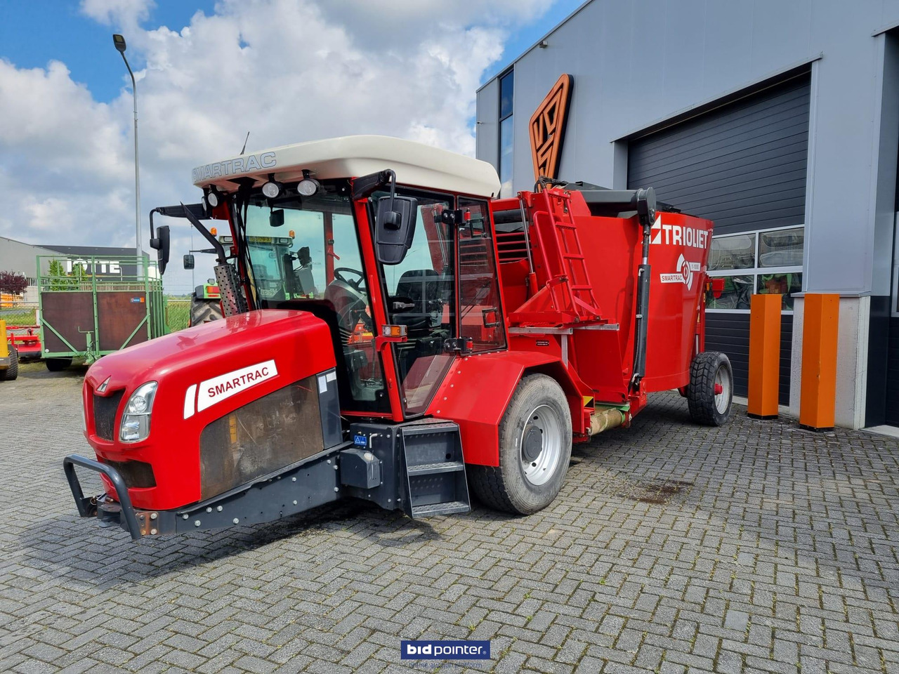 Trioliet Smarttrac 1-1000 - آلة خلط وتوزيع الأعلاف: صور 1 Trioliet Smarttrac 1-1000 - آلة خلط وتوزيع الأعلاف: صور 1