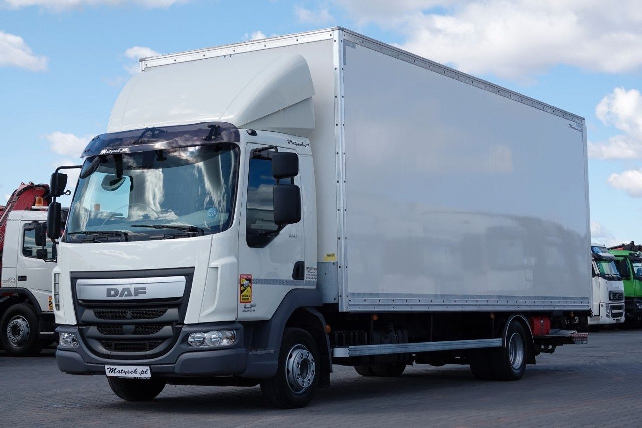 DAF LF 210 / KONTENER - 7 M / SOLÓWKA / WINDA DHOLLA - بصندوق مغلق شاحنة: صور 1 DAF LF 210 / KONTENER - 7 M / SOLÓWKA / WINDA DHOLLA - بصندوق مغلق شاحنة: صور 1