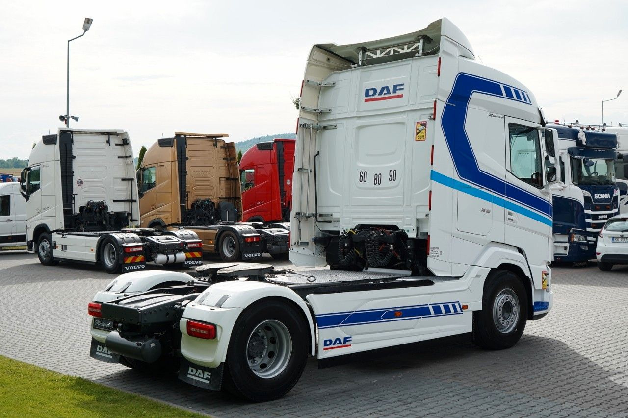 DAF XG 530 / RETARDER / FULL AIRMATIC / I-PARK COOL - شاحنة جرار: صور 4 DAF XG 530 / RETARDER / FULL AIRMATIC / I-PARK COOL - شاحنة جرار: صور 4