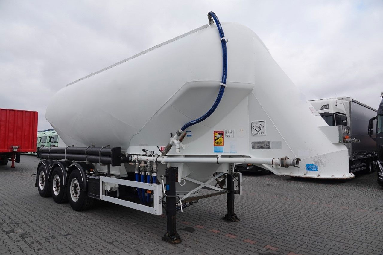 Feldbinder CEMENTONACZEPA / 2 KOMORY / 37 000 L / SILOS / D - بلكر: صور 4 Feldbinder CEMENTONACZEPA / 2 KOMORY / 37 000 L / SILOS / D - بلكر: صور 4
