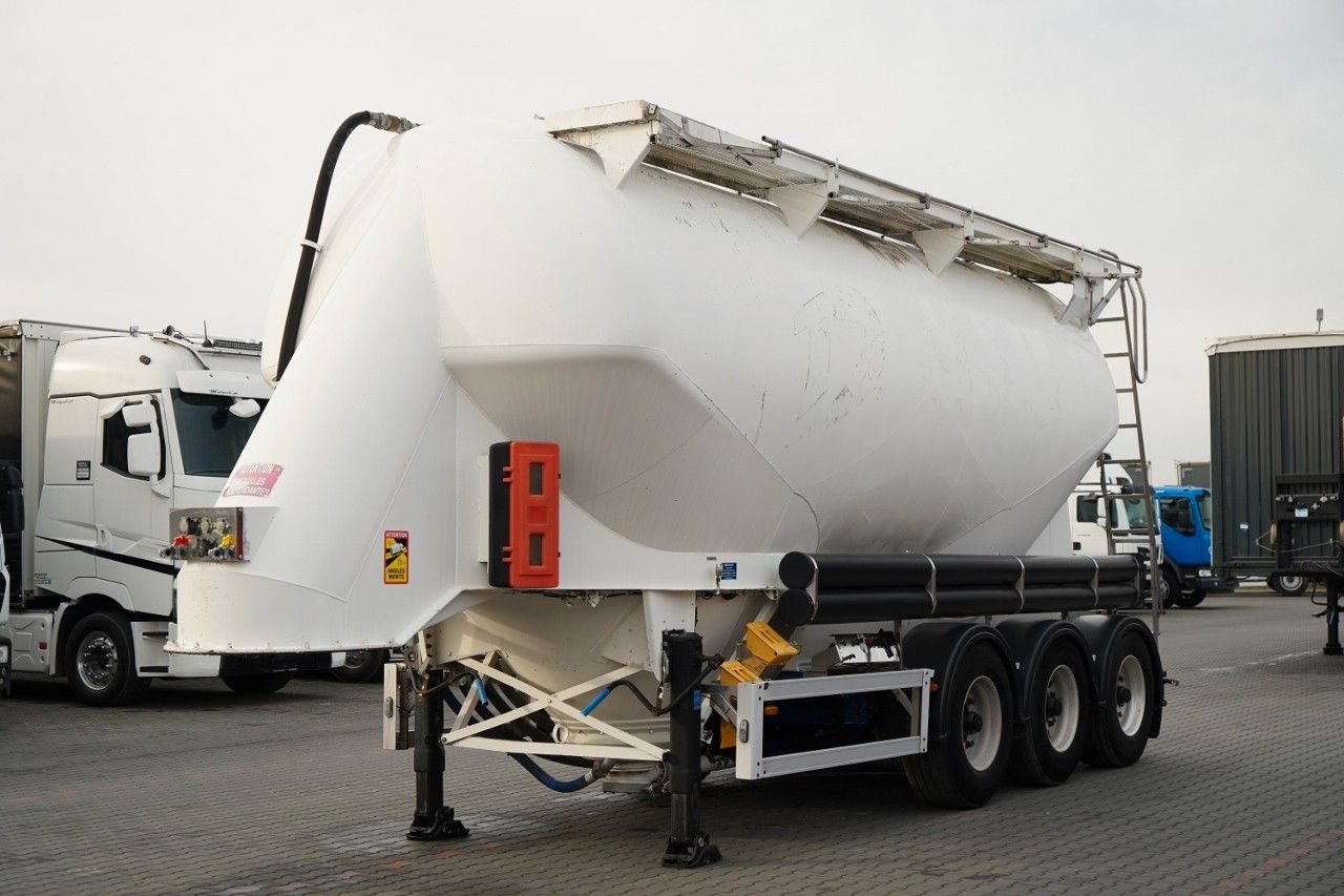 Feldbinder CEMENTONACZEPA / 3 KOMORY / 37 000 L / SILOS / - بلكر: صور 2 Feldbinder CEMENTONACZEPA / 3 KOMORY / 37 000 L / SILOS / - بلكر: صور 2