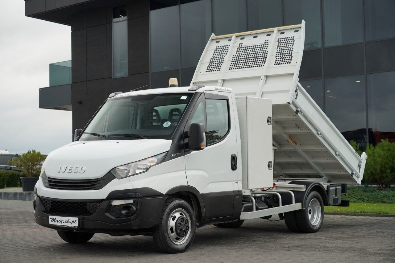 Iveco 35-140 / WYWROTKA TYLNOZSYPOWA / BLIŹNIAK / SKRZ - قلاب صغير: صور 1 Iveco 35-140 / WYWROTKA TYLNOZSYPOWA / BLIŹNIAK / SKRZ - قلاب صغير: صور 1