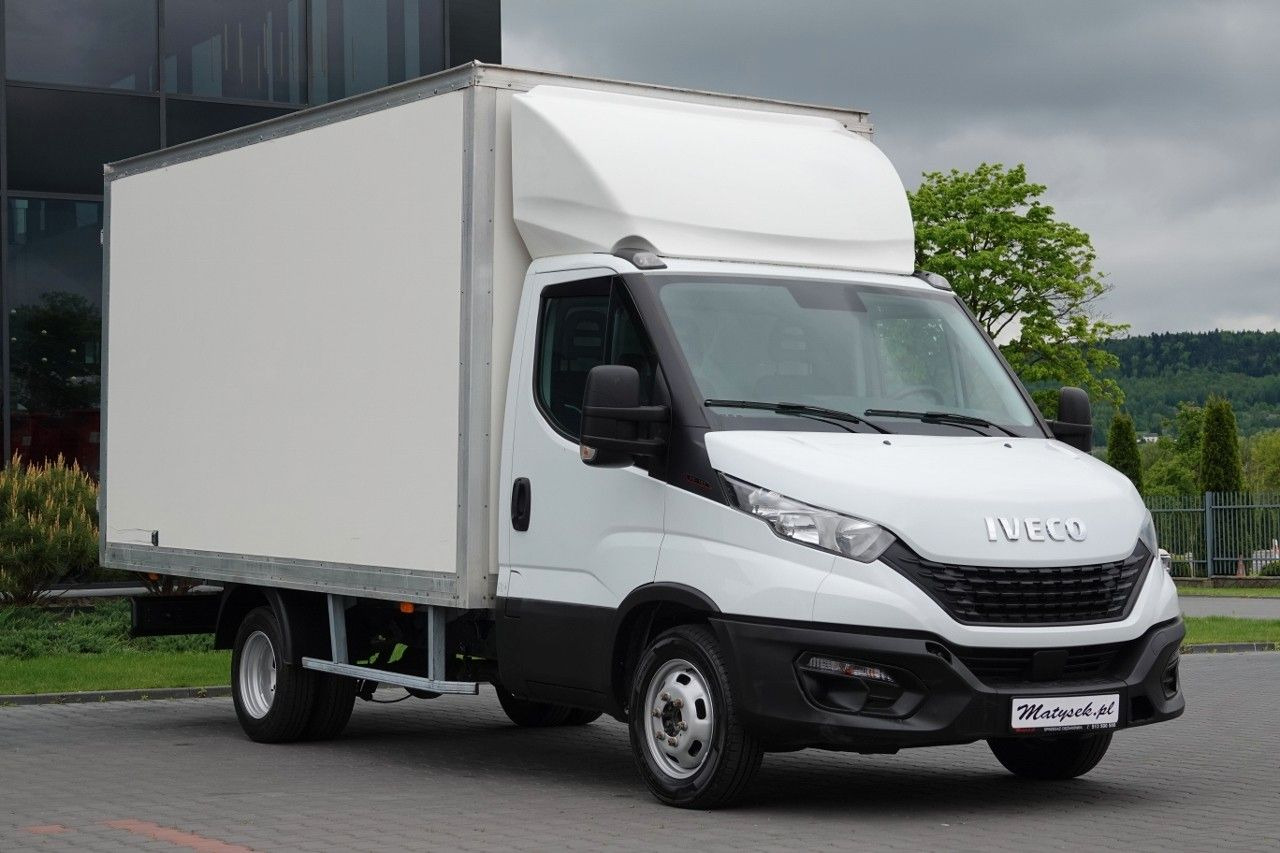 Iveco DAILY 3,0 D / KONTENER / 2020 ROK /BLIŹNIAK / SP - الشاحنات الصغيرة المبردة: صور 1 Iveco DAILY 3,0 D / KONTENER / 2020 ROK /BLIŹNIAK / SP - الشاحنات الصغيرة المبردة: صور 1