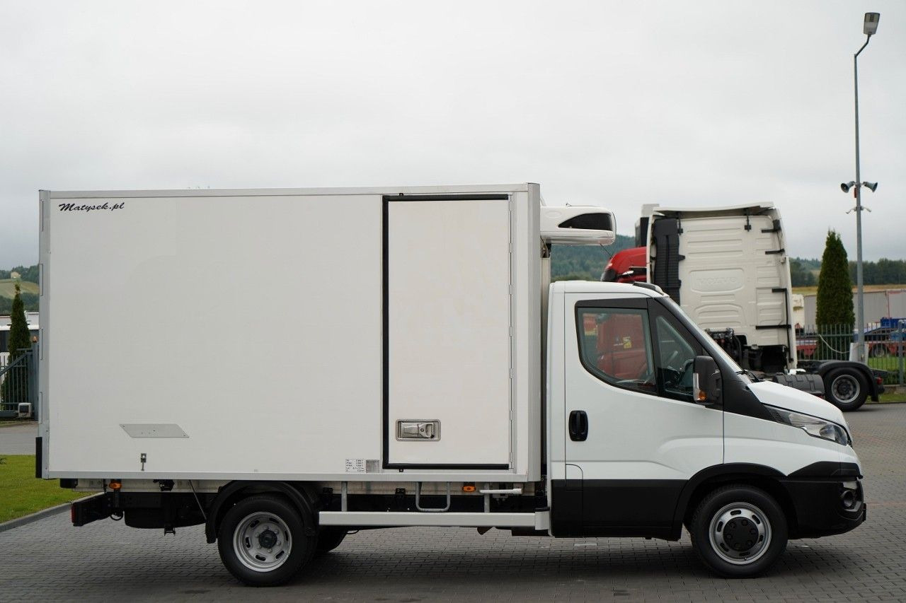 الشاحنات الصغيرة المبردة Iveco DAILY 35.120 / CHŁODNIA LAMBERET / AGREGAT CARRI: صور 7 الشاحنات الصغيرة المبردة Iveco DAILY 35.120 / CHŁODNIA LAMBERET / AGREGAT CARRI: صور 7