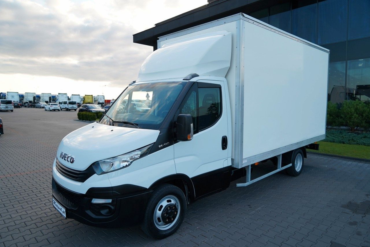 Iveco DAILY 35-140 / KONTENER / BLIŹNIAK / MANUAL / RO - الشاحنات الصغيرة المبردة: صور 5 Iveco DAILY 35-140 / KONTENER / BLIŹNIAK / MANUAL / RO - الشاحنات الصغيرة المبردة: صور 5
