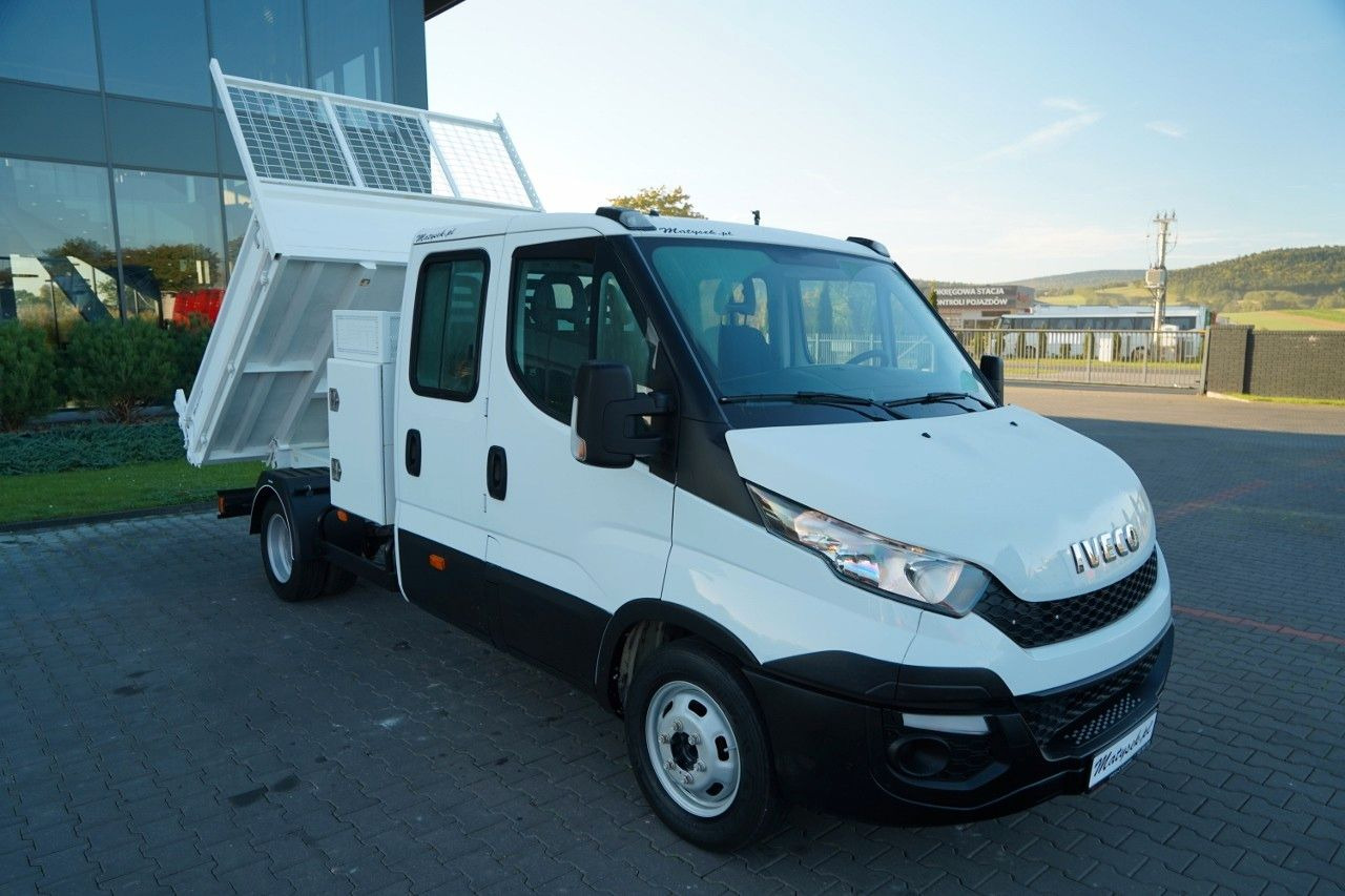 Iveco DAILY 35-150 / BRYGADOWKA / WYWROTKA 2.4 M / BL - قلاب صغير, الشاحنات الصغيرة كابينة مزدوجة: صور 4 Iveco DAILY 35-150 / BRYGADOWKA / WYWROTKA 2.4 M / BL - قلاب صغير, الشاحنات الصغيرة كابينة مزدوجة: صور 4