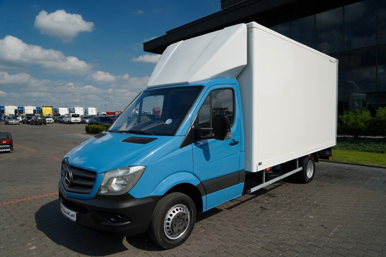 Iveco SPRINTER / KONTENER / BLIŹNIAK / WINDA DHOLLANDI - الشاحنات الصغيرة المبردة: صور 5 Iveco SPRINTER / KONTENER / BLIŹNIAK / WINDA DHOLLANDI - الشاحنات الصغيرة المبردة: صور 5