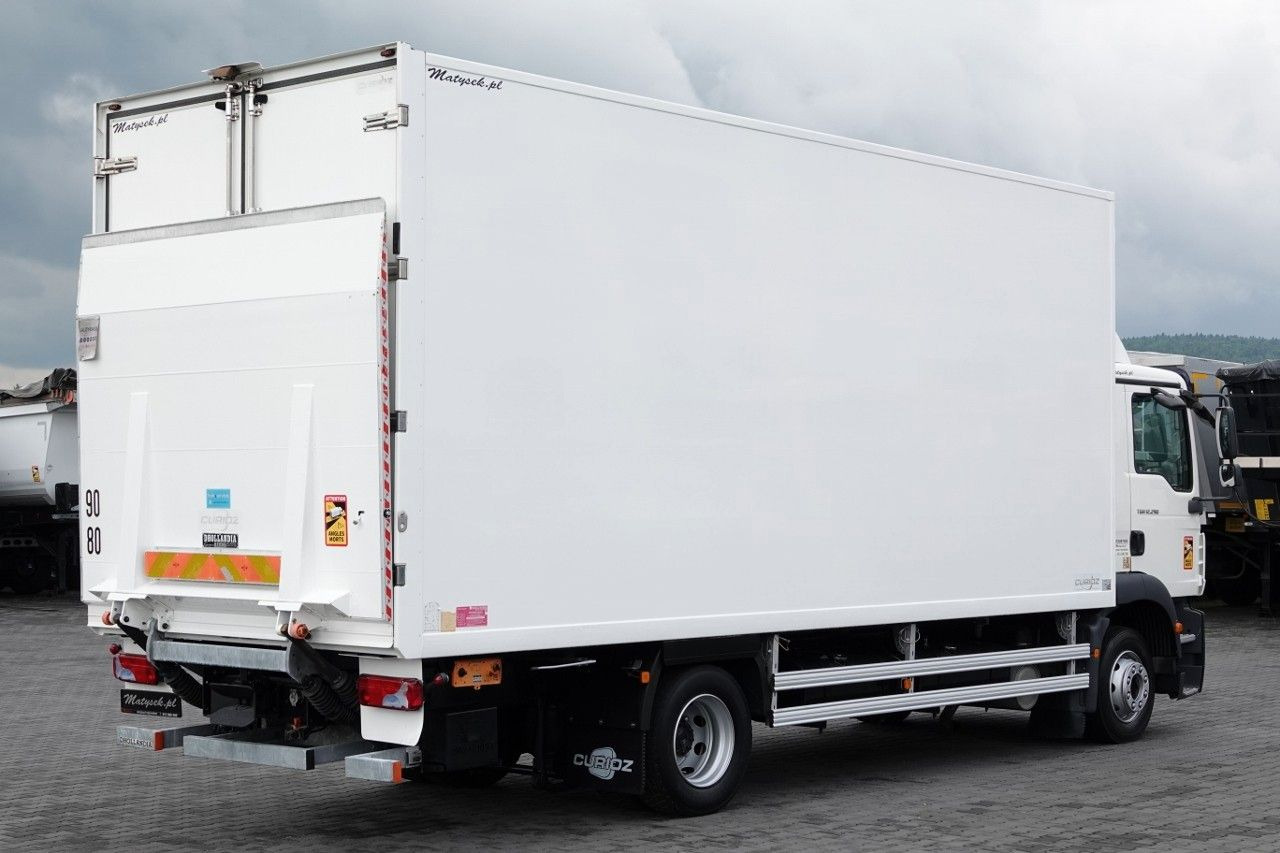 MAN TGM 12.290 / 4x2 / CHŁODNIA 6,5 M / AGREGAT - مبردة شاحنة: صور 3 MAN TGM 12.290 / 4x2 / CHŁODNIA 6,5 M / AGREGAT - مبردة شاحنة: صور 3