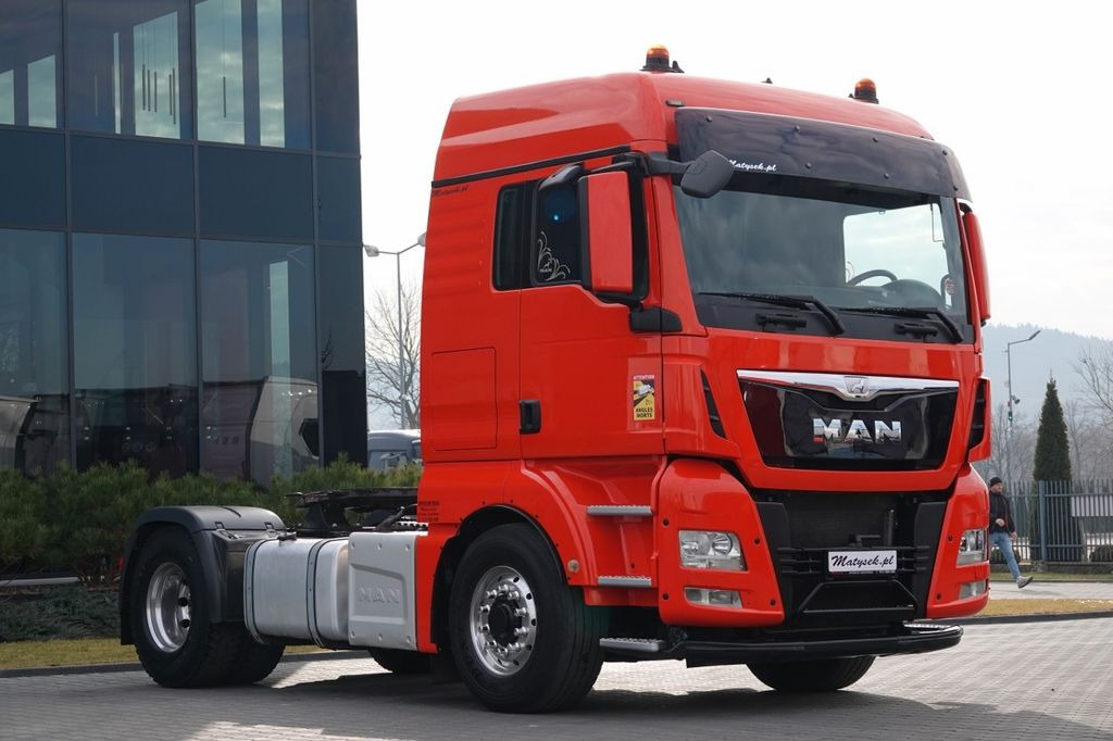 MAN TGX 18.440 / 4x4 / HYDRAULIKA / HYDRODRIVE / EUR MAN TGX 18.440 / 4x4 / HYDRAULIKA / HYDRODRIVE / EUR - شاحنة جرار: صور 1 MAN TGX 18.440 / 4x4 / HYDRAULIKA / HYDRODRIVE / EUR MAN TGX 18.440 / 4x4 / HYDRAULIKA / HYDRODRIVE / EUR - شاحنة جرار: صور 1