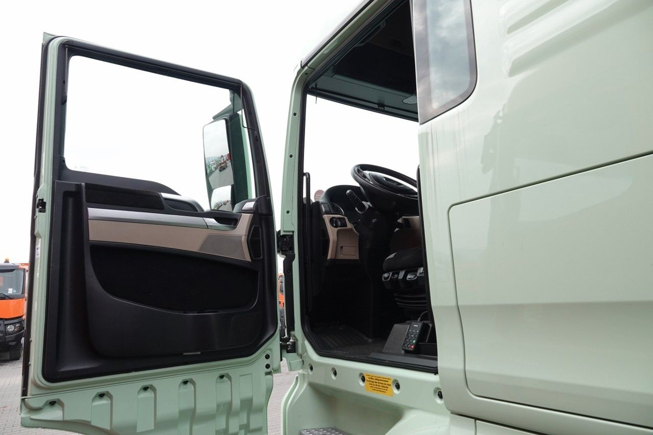 MAN TGX 26.460 / ZESTAW TANDEM PRZEJAZDOWY / 120 M3 - شاحنة ستارة: صور 5 MAN TGX 26.460 / ZESTAW TANDEM PRZEJAZDOWY / 120 M3 - شاحنة ستارة: صور 5