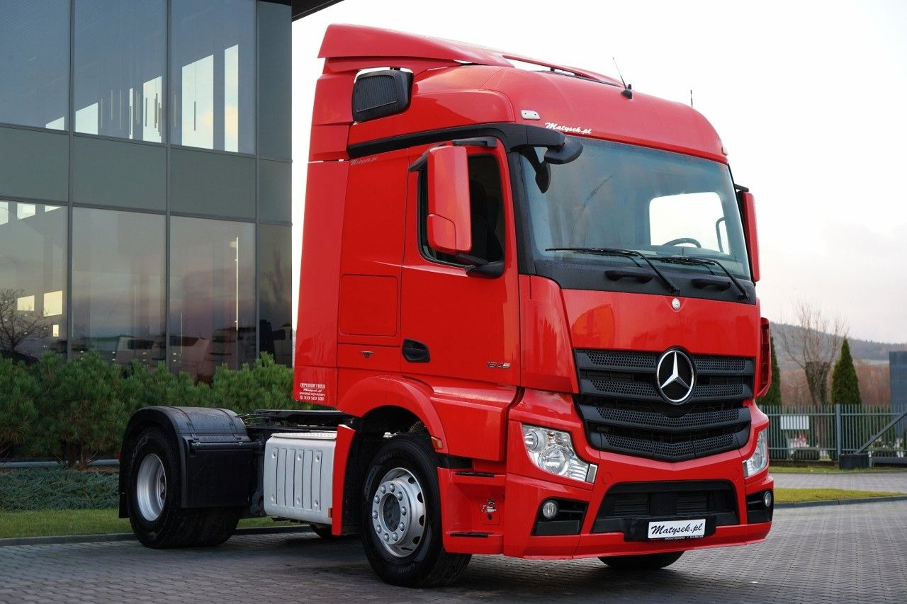 Mercedes-Benz ACTROS 1845 / STREAM SPACE - شاحنة جرار: صور 5 Mercedes-Benz ACTROS 1845 / STREAM SPACE - شاحنة جرار: صور 5