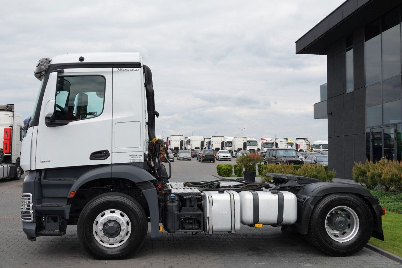 Mercedes-Benz AROCS 1851 / 4X4 / HYDRODRIVE / KOMPRESOR DO WY - شاحنة جرار: صور 3 Mercedes-Benz AROCS 1851 / 4X4 / HYDRODRIVE / KOMPRESOR DO WY - شاحنة جرار: صور 3