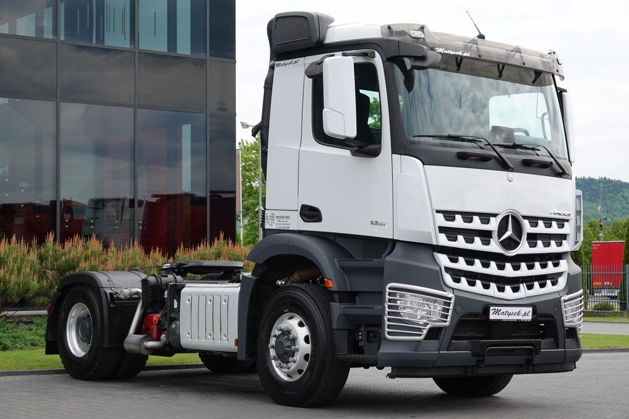 Mercedes-Benz AROCS 1851 / 4X4 / HYDRODRIVE / KOMPRESOR DO WY - شاحنة جرار: صور 1 Mercedes-Benz AROCS 1851 / 4X4 / HYDRODRIVE / KOMPRESOR DO WY - شاحنة جرار: صور 1