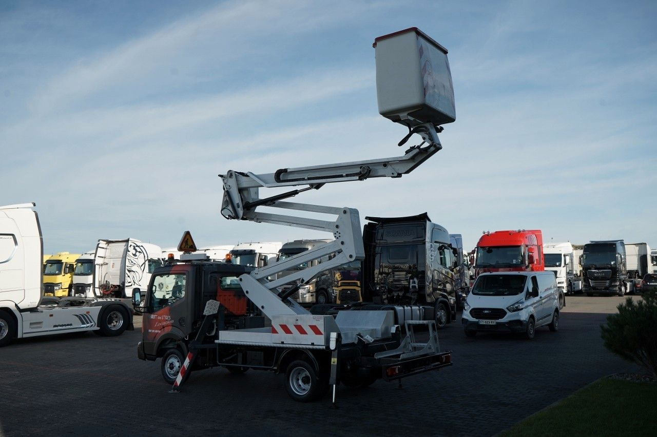 Nissan CABSTAR / ZWYŻKA 16,3 METRÓW / BLIŹNIAK / UDŹWIG - مصاعد الازدهار محمولة على شاحنة: صور 4 Nissan CABSTAR / ZWYŻKA 16,3 METRÓW / BLIŹNIAK / UDŹWIG - مصاعد الازدهار محمولة على شاحنة: صور 4