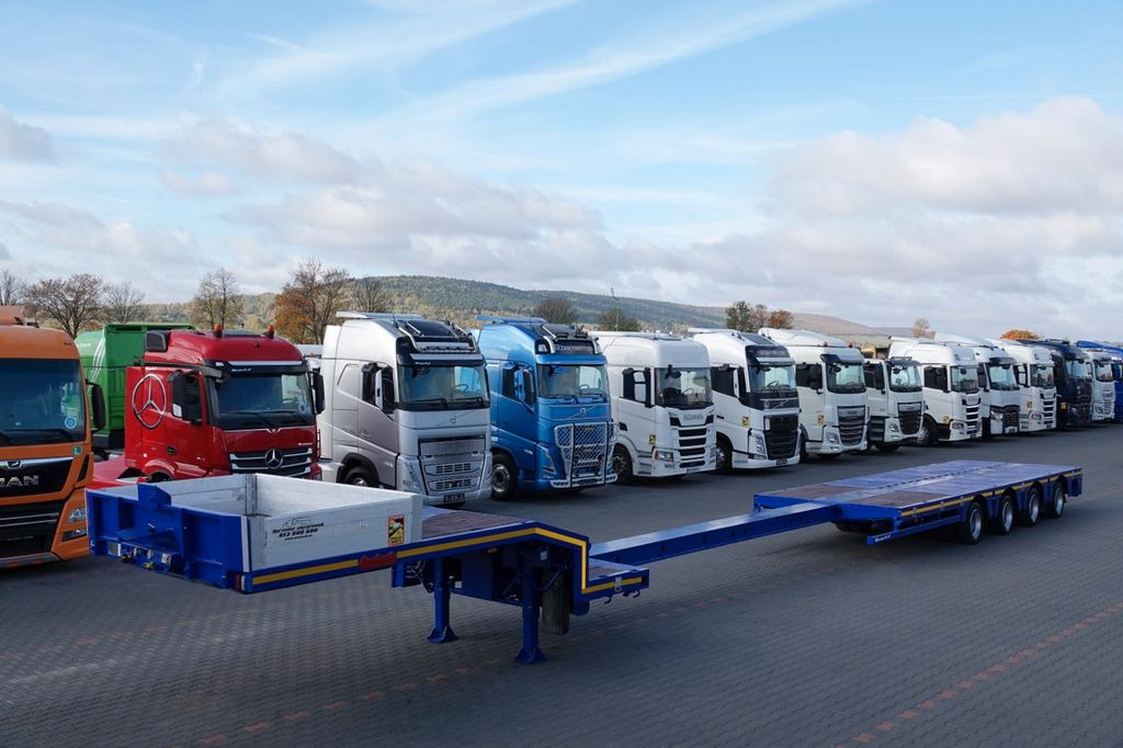 Nooteboom NISKOPODWOZIE / ROZCIĄGANA / 4 OSIOWA / OSIE SKR Nooteboom NISKOPODWOZIE / ROZCIĄGANA / 4 OSIOWA / OSIE SKR - عربة مسطحة منخفضة نصف مقطورة: صور 1 Nooteboom NISKOPODWOZIE / ROZCIĄGANA / 4 OSIOWA / OSIE SKR Nooteboom NISKOPODWOZIE / ROZCIĄGANA / 4 OSIOWA / OSIE SKR - عربة مسطحة منخفضة نصف مقطورة: صور 1