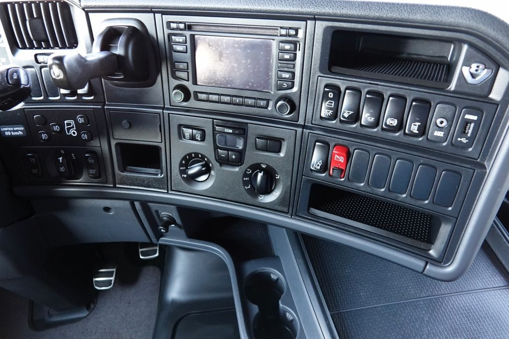 شاحنة جرار Scania R 580 / V8 / 6x2 / PUSHER / OŚ PODNOSZONA / OŚ: صور 15