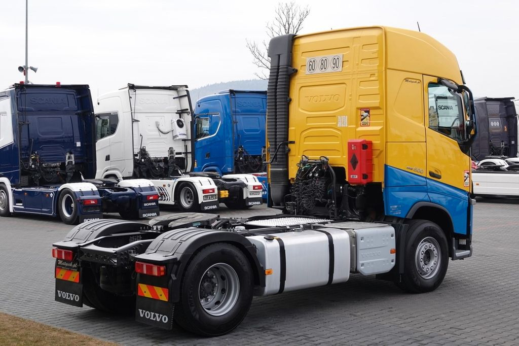 Volvo FH 500 / HYDRAULIKA / RETARDER / SPROWADZONY / - شاحنة جرار: صور 5 Volvo FH 500 / HYDRAULIKA / RETARDER / SPROWADZONY / - شاحنة جرار: صور 5