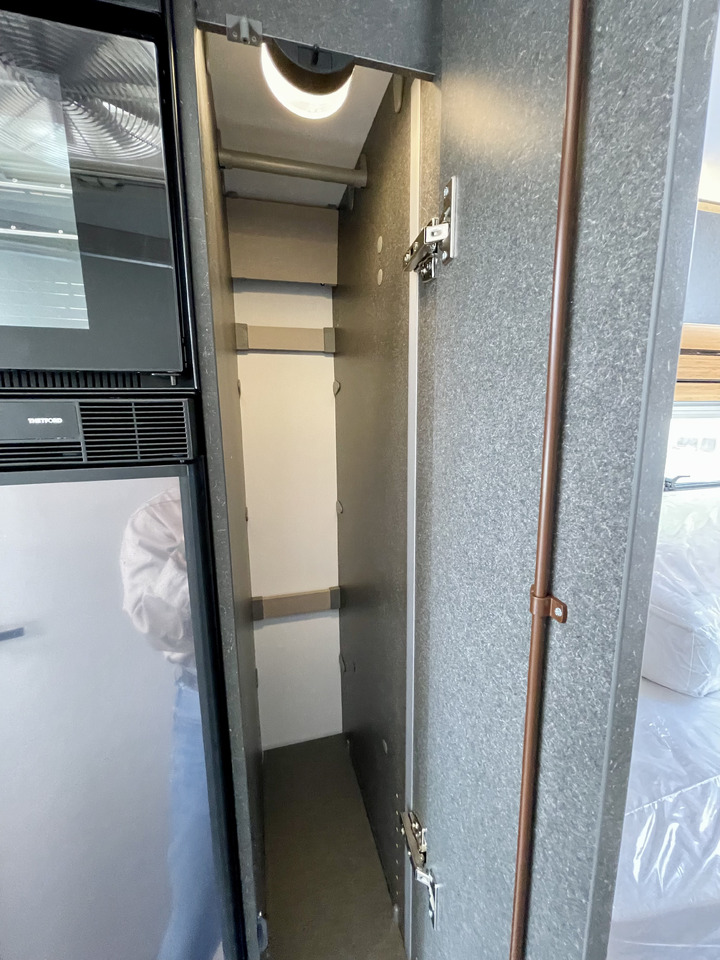 جديد موتر هوم شبه متكامل HYMER / ERIBA MLT 580 4x4: صور 14